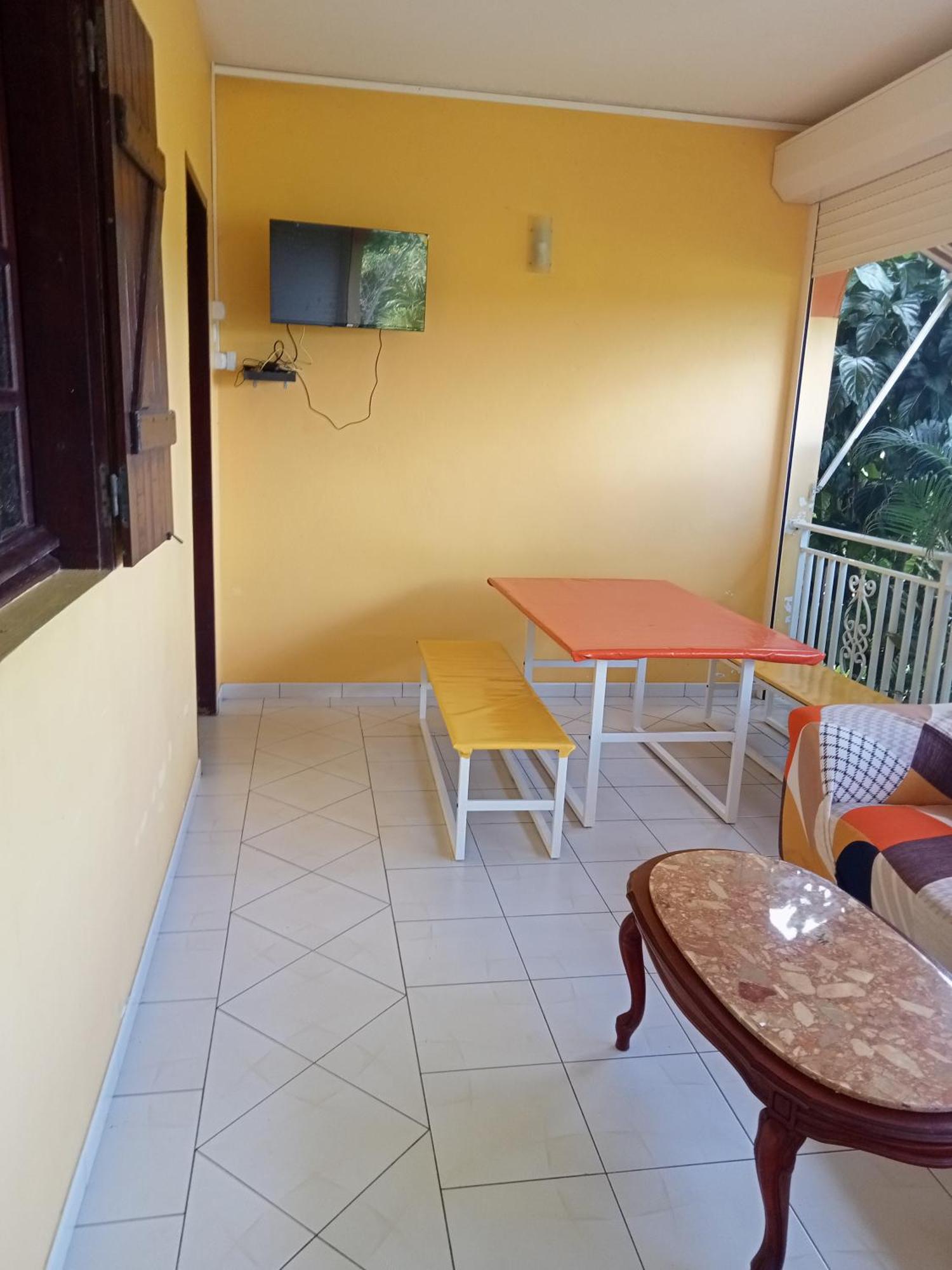 Villa Grandes Pieces Petit-Bourg Exterior photo